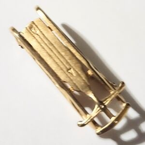 Vtg Matte Gold Tone Radio Flyer Sled Pin Brooch